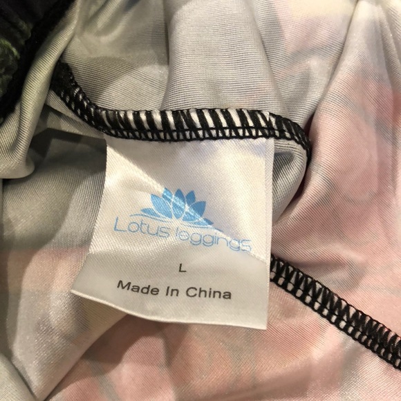 LOTUS Leggings - Picture 3 of 4